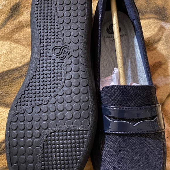 New clean with no tags - Picture 2 of 2